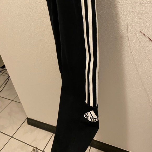 adidas Big Girls Black Mid Rise Cuffed Fleece Joggers - Large - Picture 3 of 10